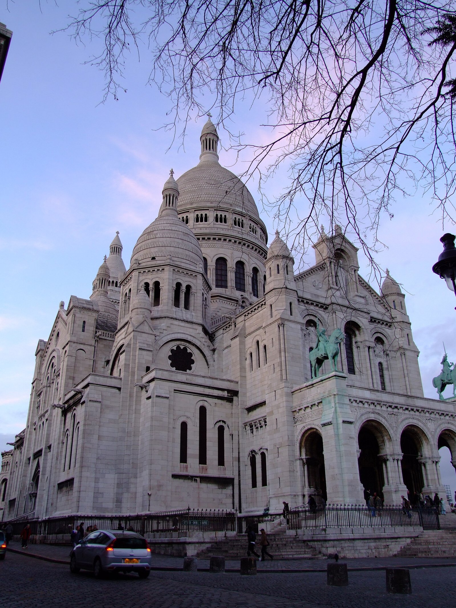 Sacré-Cœur e Montmartre ao amanhecer, Paris